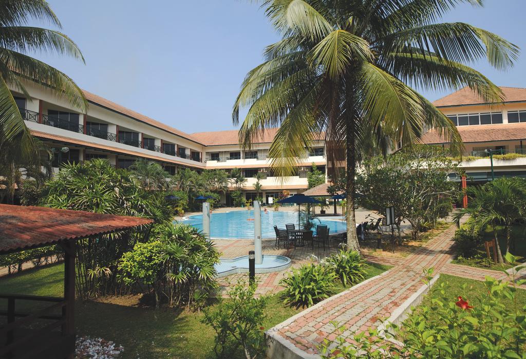 Отель The Qamar Paka, Terengganu Экстерьер фото