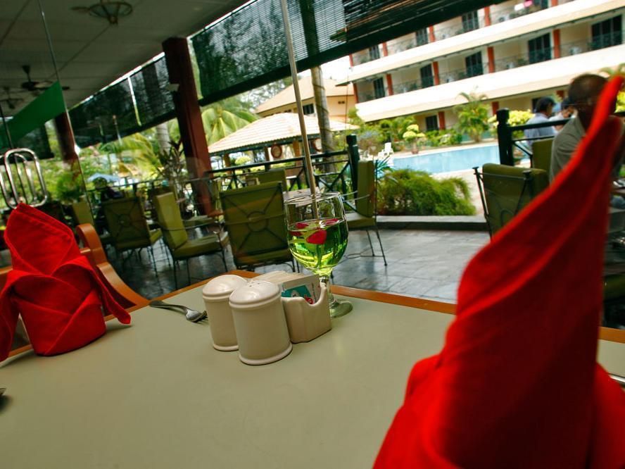 Отель The Qamar Paka, Terengganu Экстерьер фото